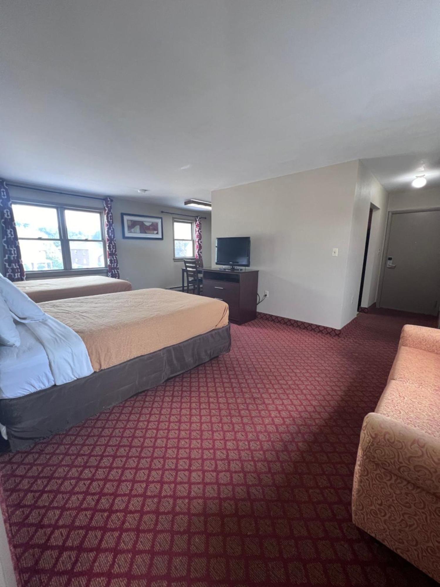 Hotel Rodeway &