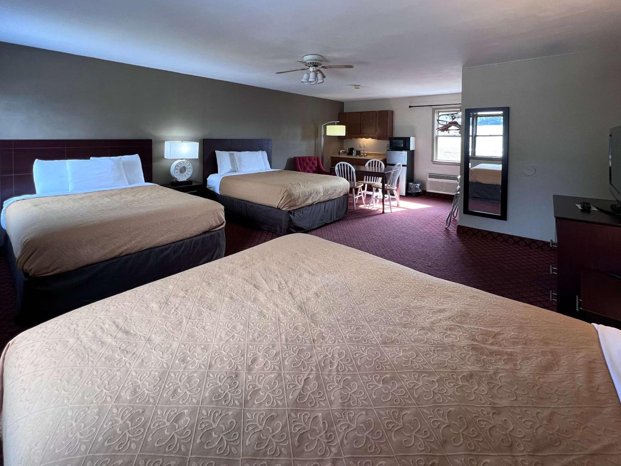 Hotel Rodeway & Hershey