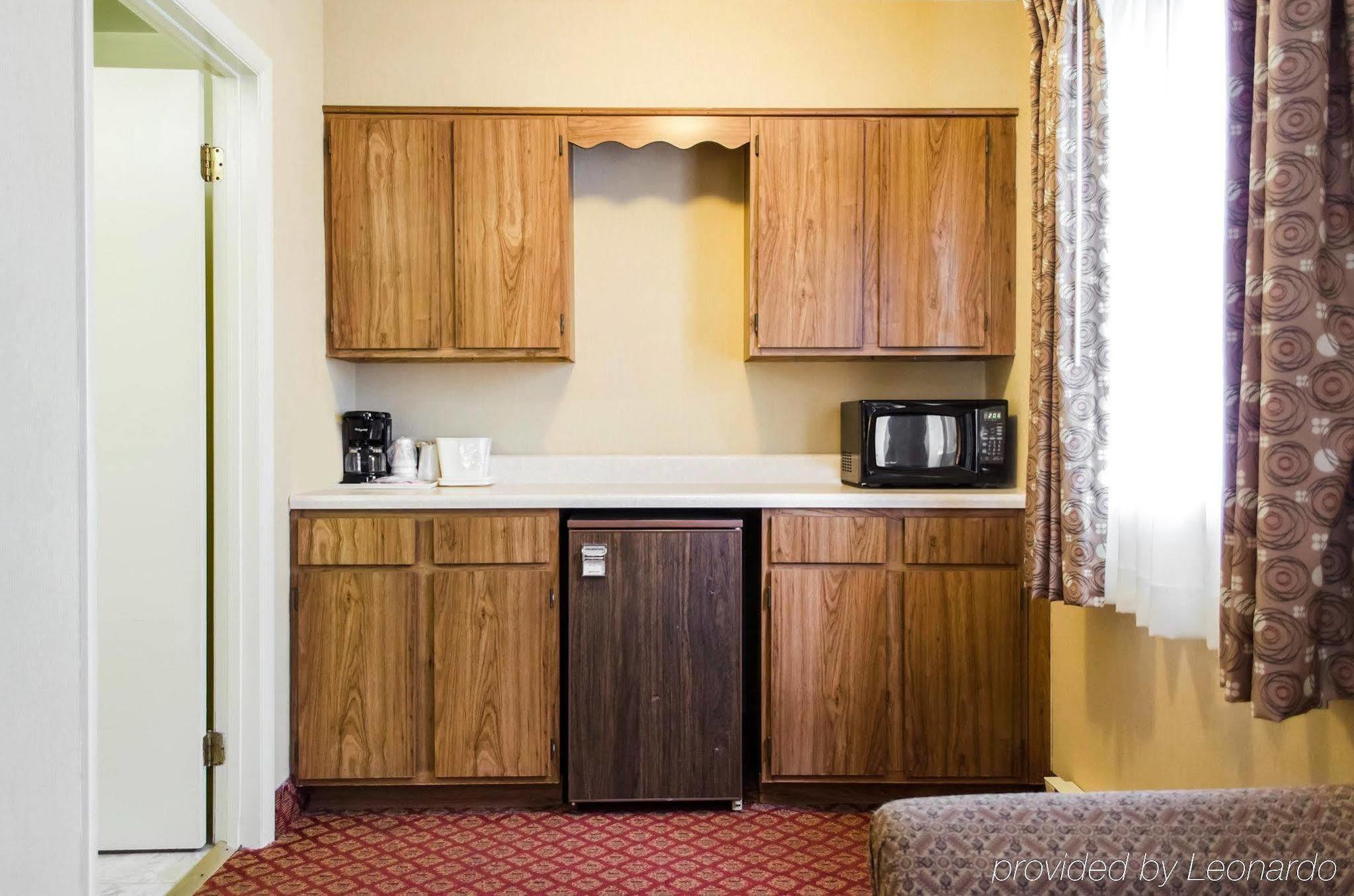 Hotel Rodeway & Hershey